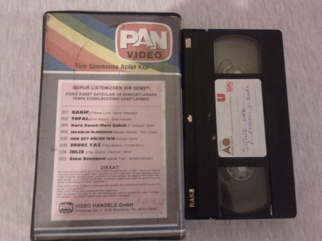 SUSUZ YAZ İRFAN ATASOY DENİZ ERKANAT VHS FİLM 2
