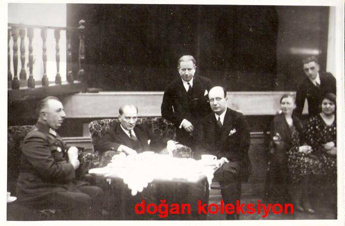 D&K- ATATÜRK İZMİR TÜRK OCAĞINDA 1931 1