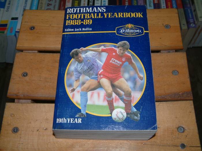 İLKSAHAF&ROTHMANS FOOTBALL YEARBOOK 1988-1989 1