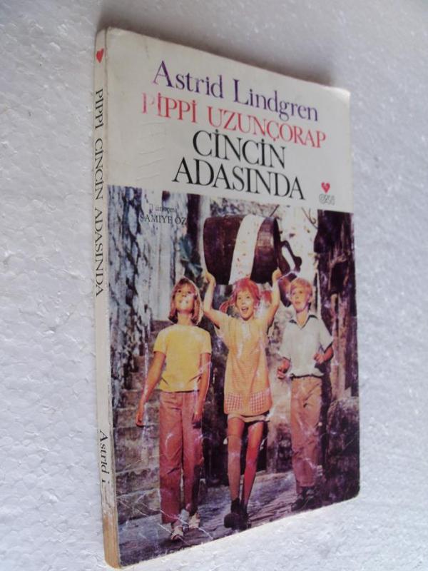 PİPPİ UZUNÇORAP CİNCİN ADASINDA Astrid Lindgren 1