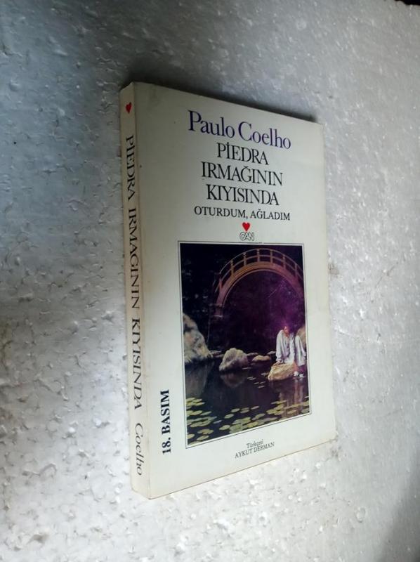 PIEDRA IRMAĞININ KIYISINDA OTURDUM Paulo Coelho CA 1