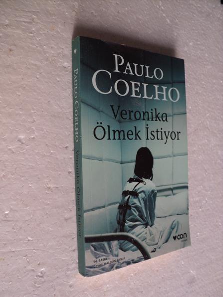 VERONİKA ÖLMEK İSTİYOR Paulo Coelho 1