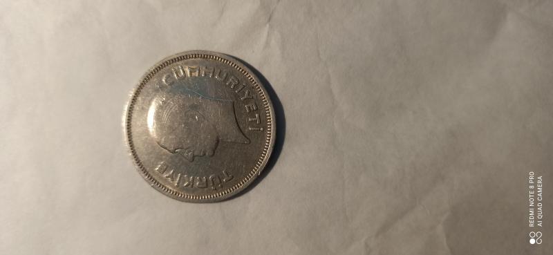 1938 Gümüş 1 lira  nadir. 1