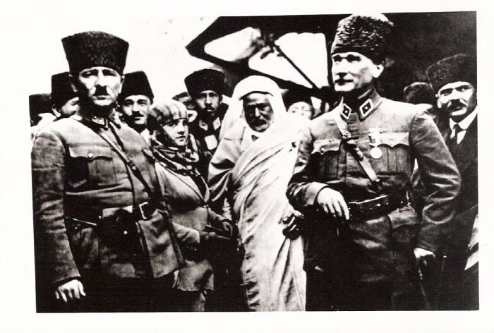 D&K-ATATÜRK-ŞEYH SÜNİSİ İLE BİRLİKTE MART 1923 1
